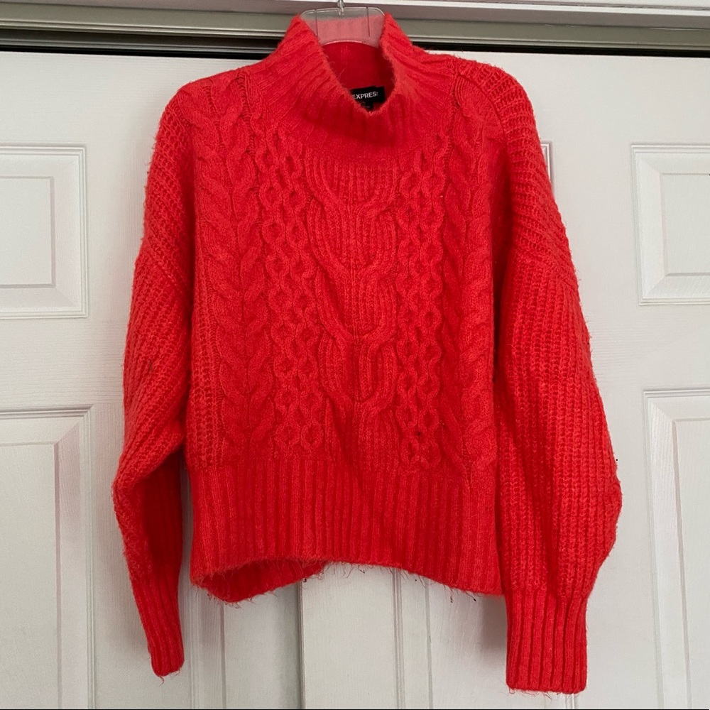 Express Cable Sweater - L